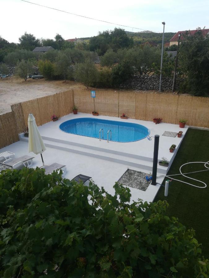Vrulje  Apartmani Bruna Bilice מראה חיצוני תמונה